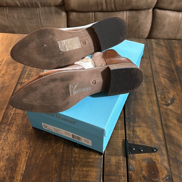 Steppin’ out - Picture 3 of 4